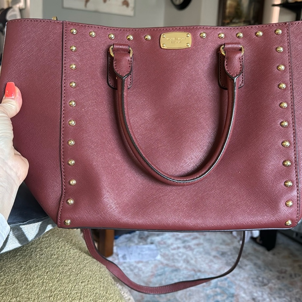 Michael Kors tore shoulder bag or large crossbody.